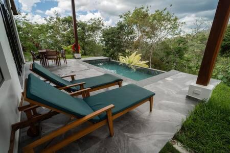 Modern Villa Overlooking Macal River Valley Benque Viejo Del Carmen ภายนอก รูปภาพ